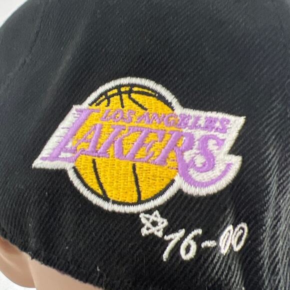 Mitchell & Ness Los Angeles Lakers Hardwood Classics Timeline Fitted Hat 7 1/8 - Picture 3 of 10